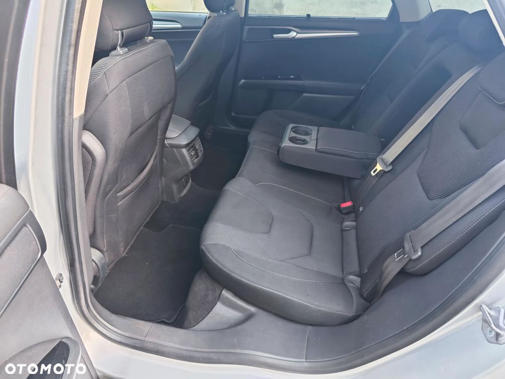 Ford Mondeo 2.0 TDCi Titanium PowerShift - 23