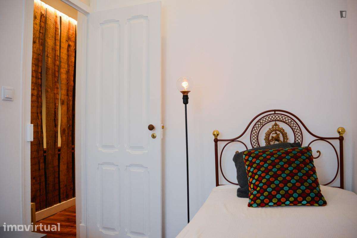 Quarto - localizado em Arroios Lisbon - Grande imagem: 2/11