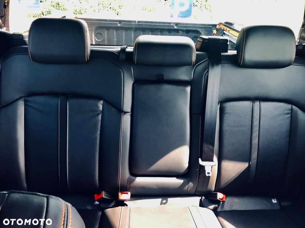 Ford Ranger 2.0 EcoBlue Bi-Turbo 4x4 DC Wildtrak - 11