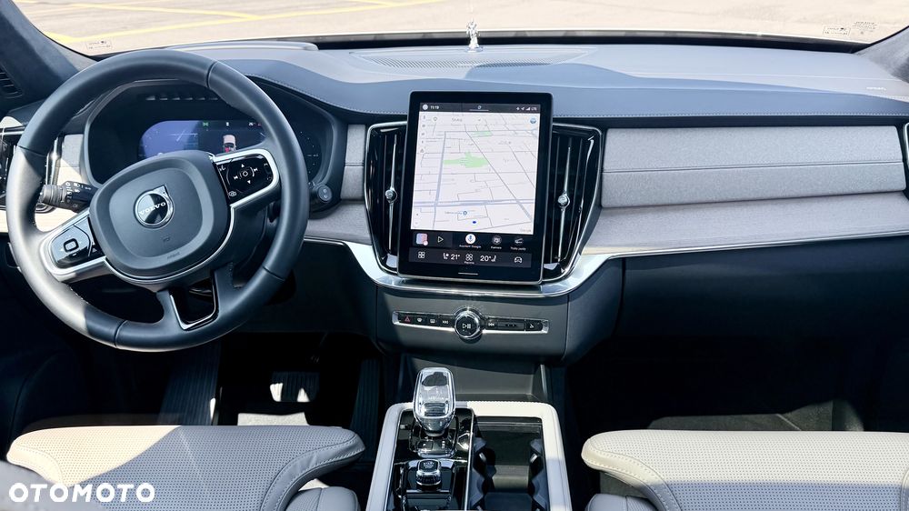 Volvo XC 90 - 8
