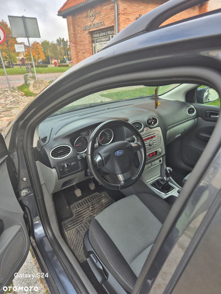 Ford Focus - 9