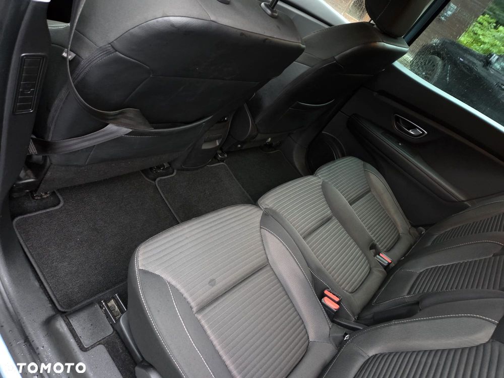 Renault Grand Scenic BLUE dCi 120 EDC BUSINESS EDITION - 19