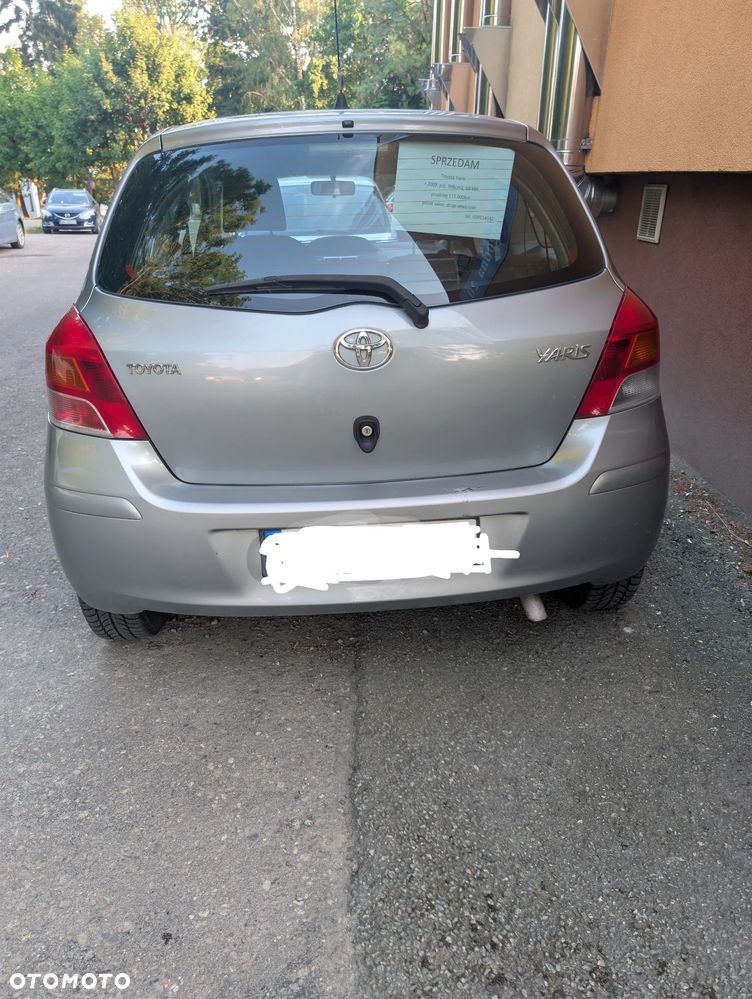 Toyota Yaris - 8