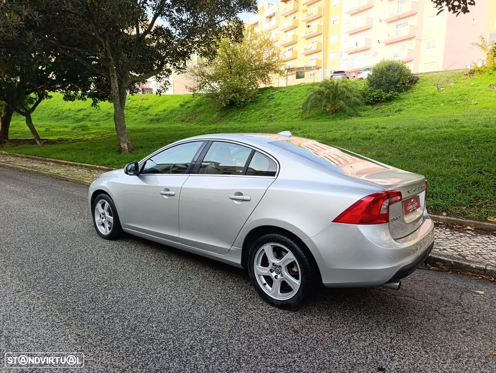 Volvo S60 2.0 D4 Momentum Start/Stop - 9