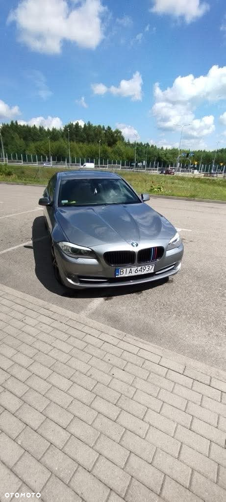 BMW Seria 5 528i xDrive - 2