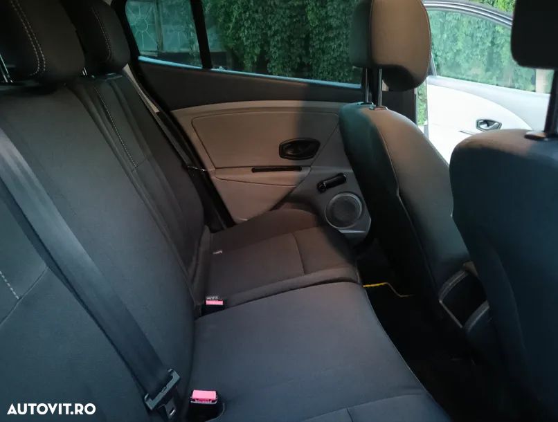 Renault Megane 1.6 16V 100 TomTom Edition - 19