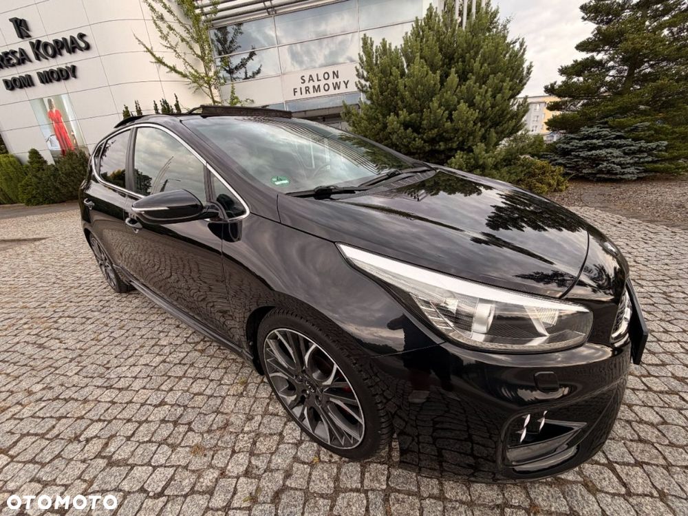 Kia Ceed - 15