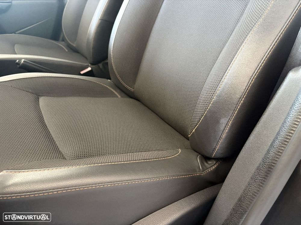 Dacia Duster 1.2 TCe SL Explorer — fotografia 11