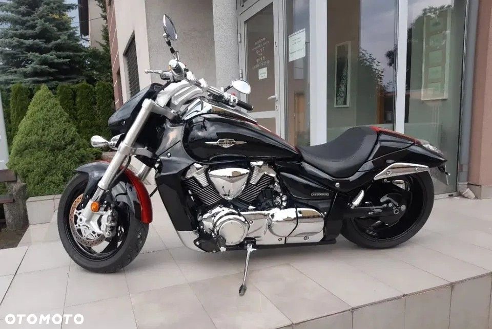 Suzuki Boulevard - 2
