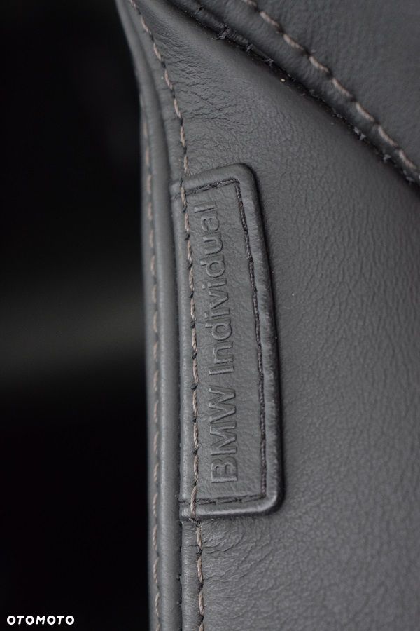 BMW X7 xDrive40d mHEV Individual Edition sport - 25