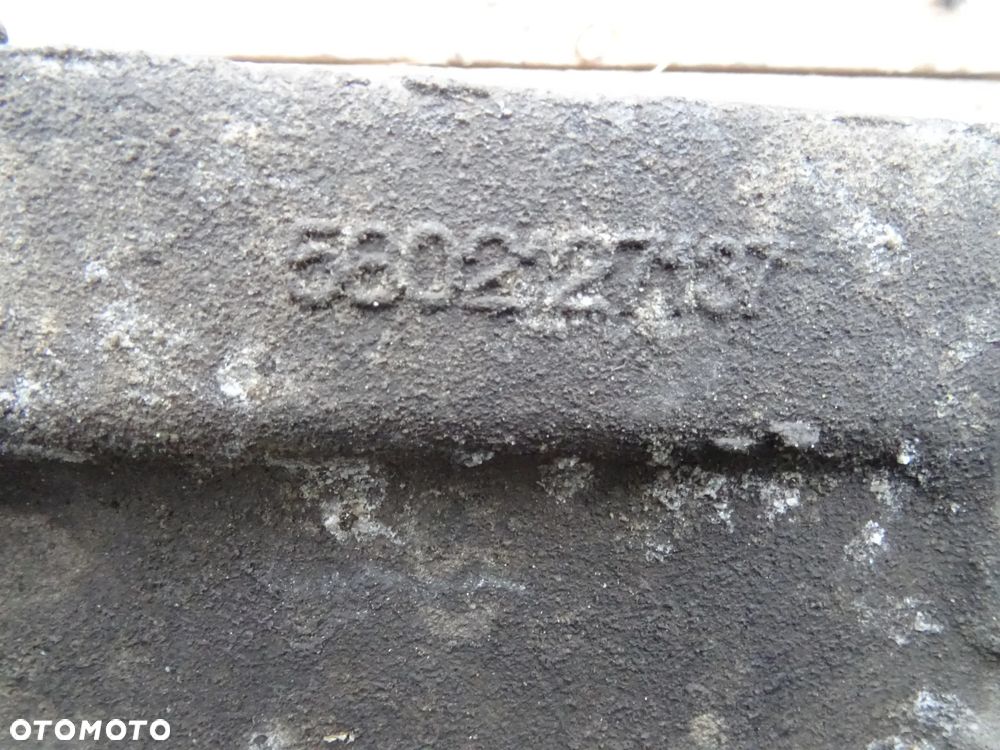 DUCATO IVECO EURO 6 2,3 ŁAPA SILNIKA 5802127137 - 8