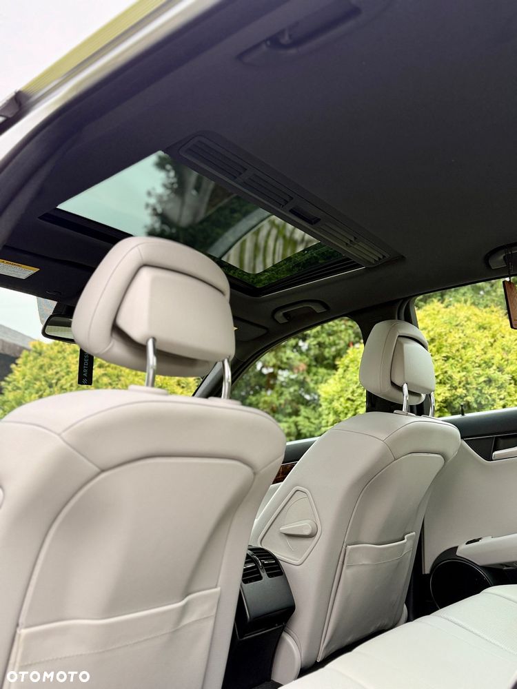 Mercedes-Benz Klasa C 350 4Matic (BlueEFFICIENCY) 7G-TRONIC Elegance - 15