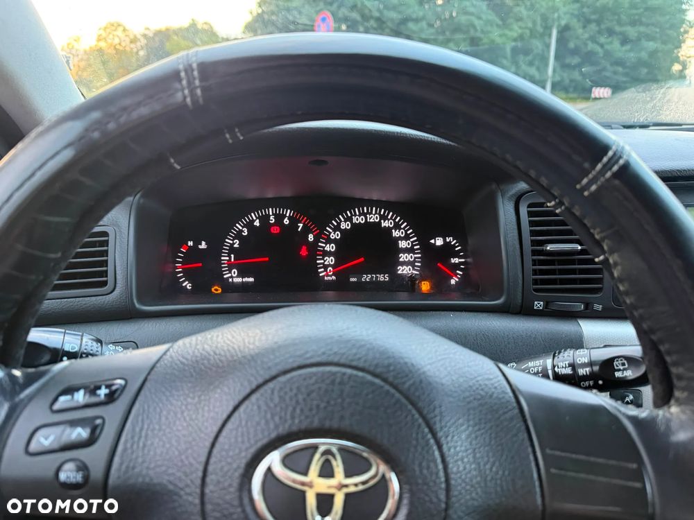 Toyota Corolla 1.6 VVT-i Sol - 8