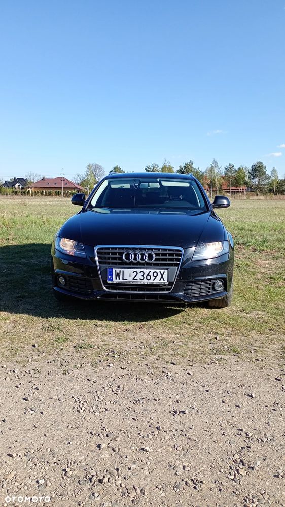 Audi A4 Avant - 1