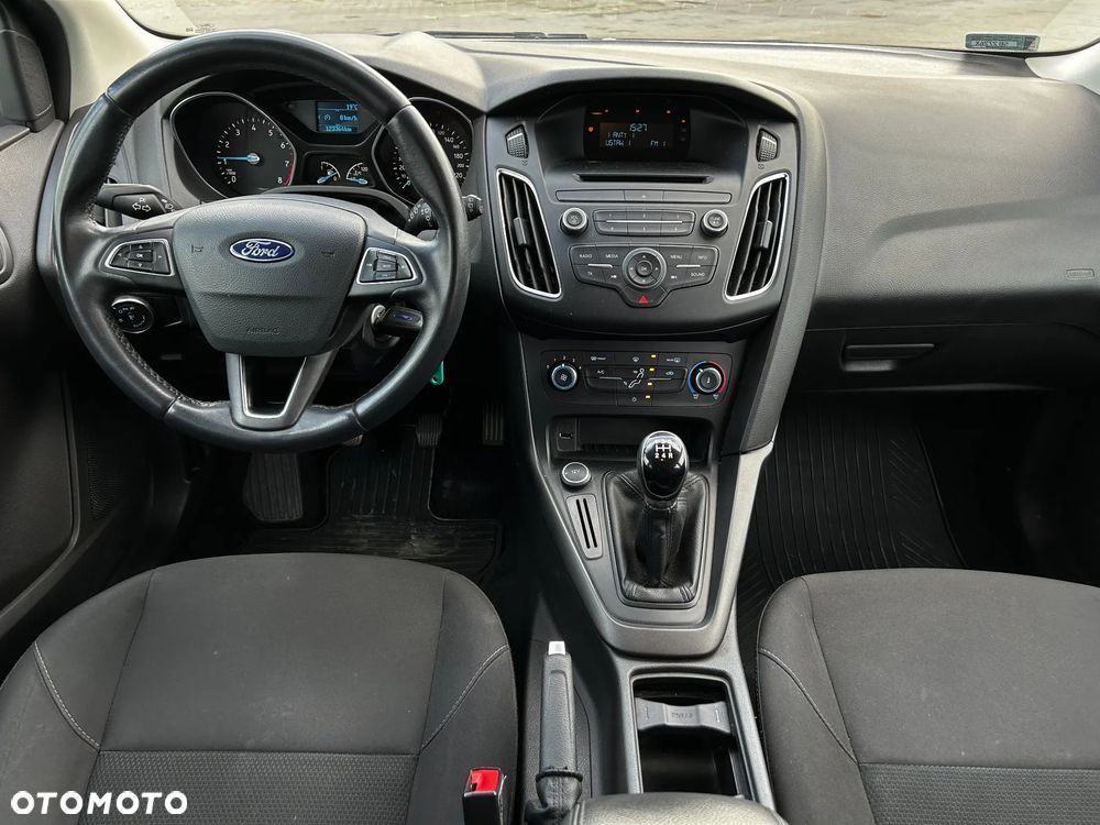 Ford Focus 1.6 Trend - 11