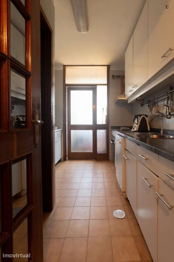 Apartamento com 3 quartos - localizado em Senhora da Hora Porto - Grande imagem: 5/17