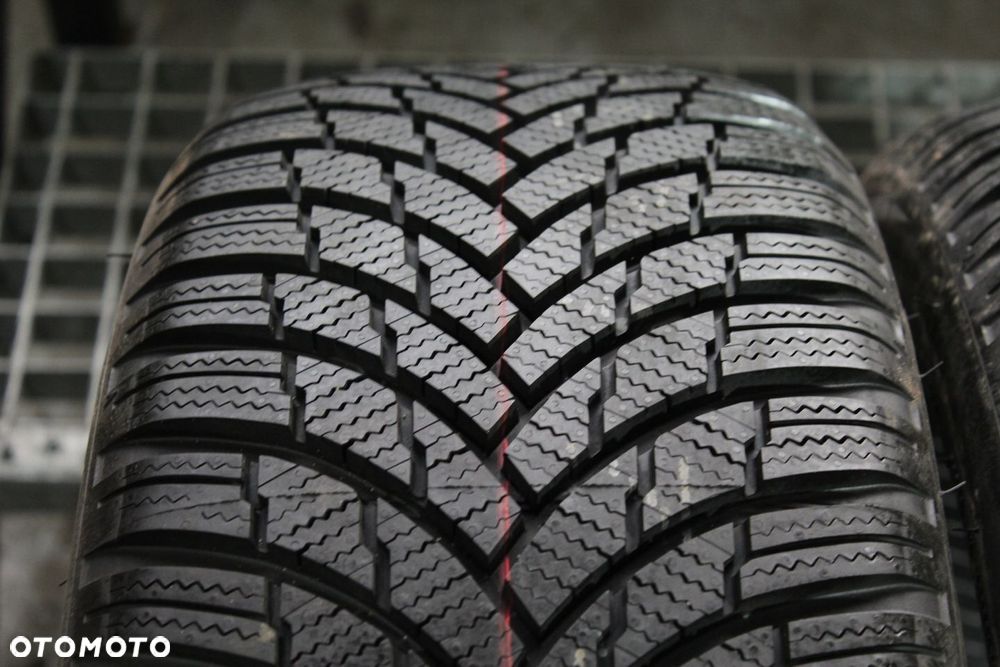 2x 205/50R17 FIRESTONE WINTERHAWK 4 93V XL 20r - 2