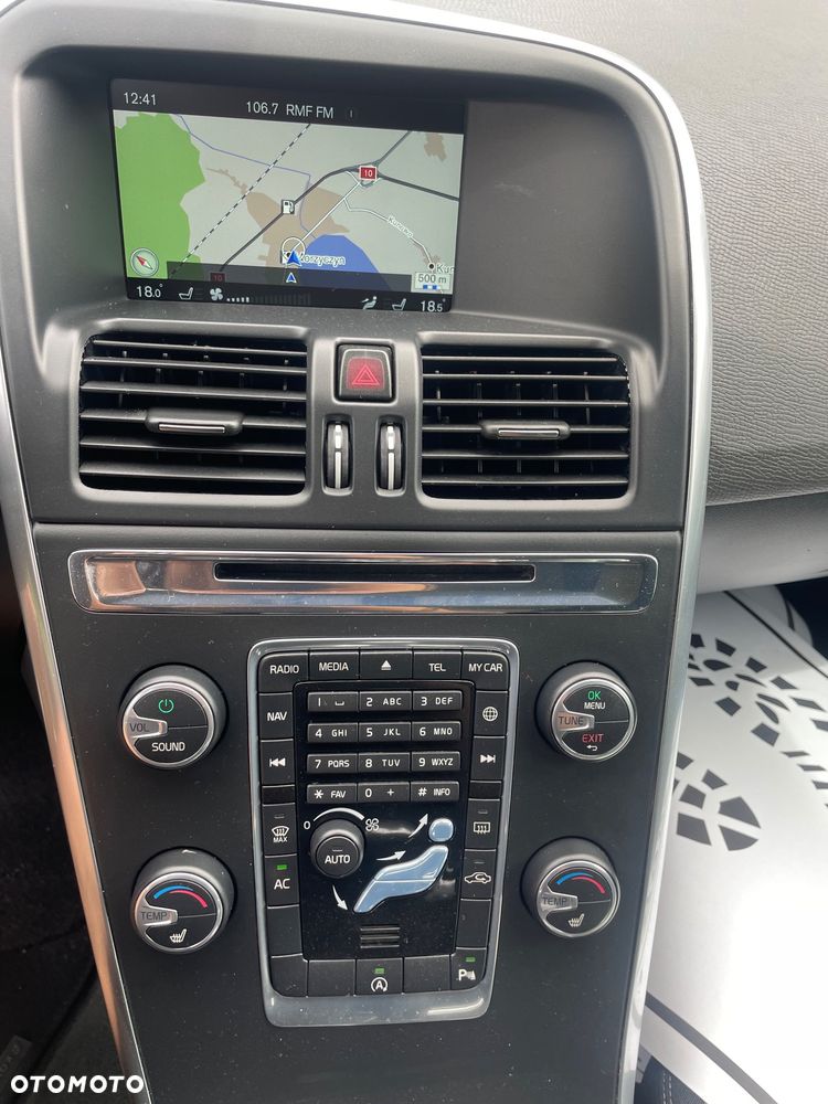 Volvo XC 60 D3 Momentum - 40