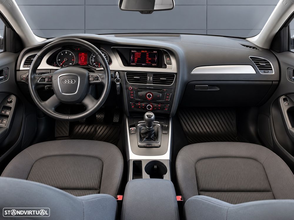 Audi A4 Avant - 6