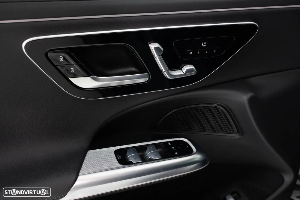 Mercedes-Benz E 300 - 38