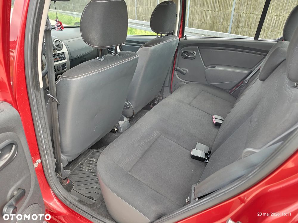Dacia Sandero Stepway 1.6 - 12