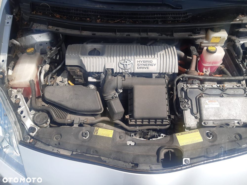 Toyota Prius - 16