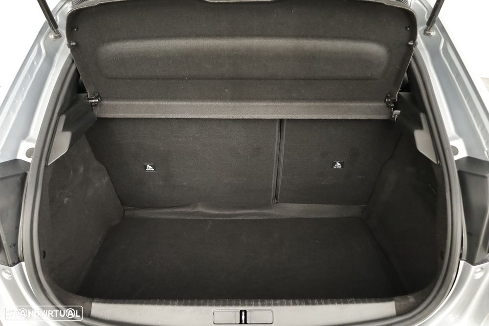 Peugeot 208 1.2 PureTech Allure - 23