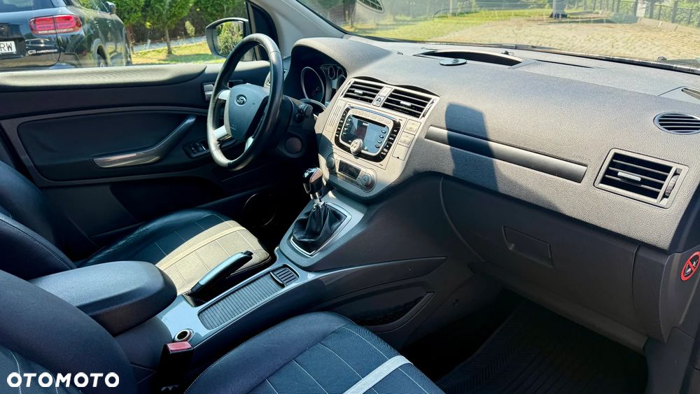 Ford Kuga 2.0 TDCi Titanium - 10