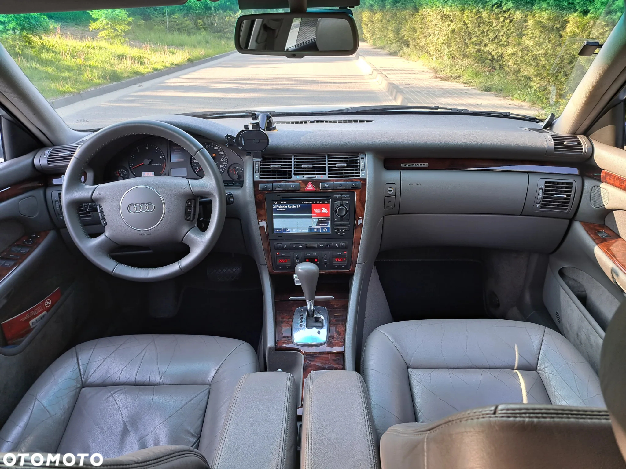 Audi A8 3.7 Quattro - 9