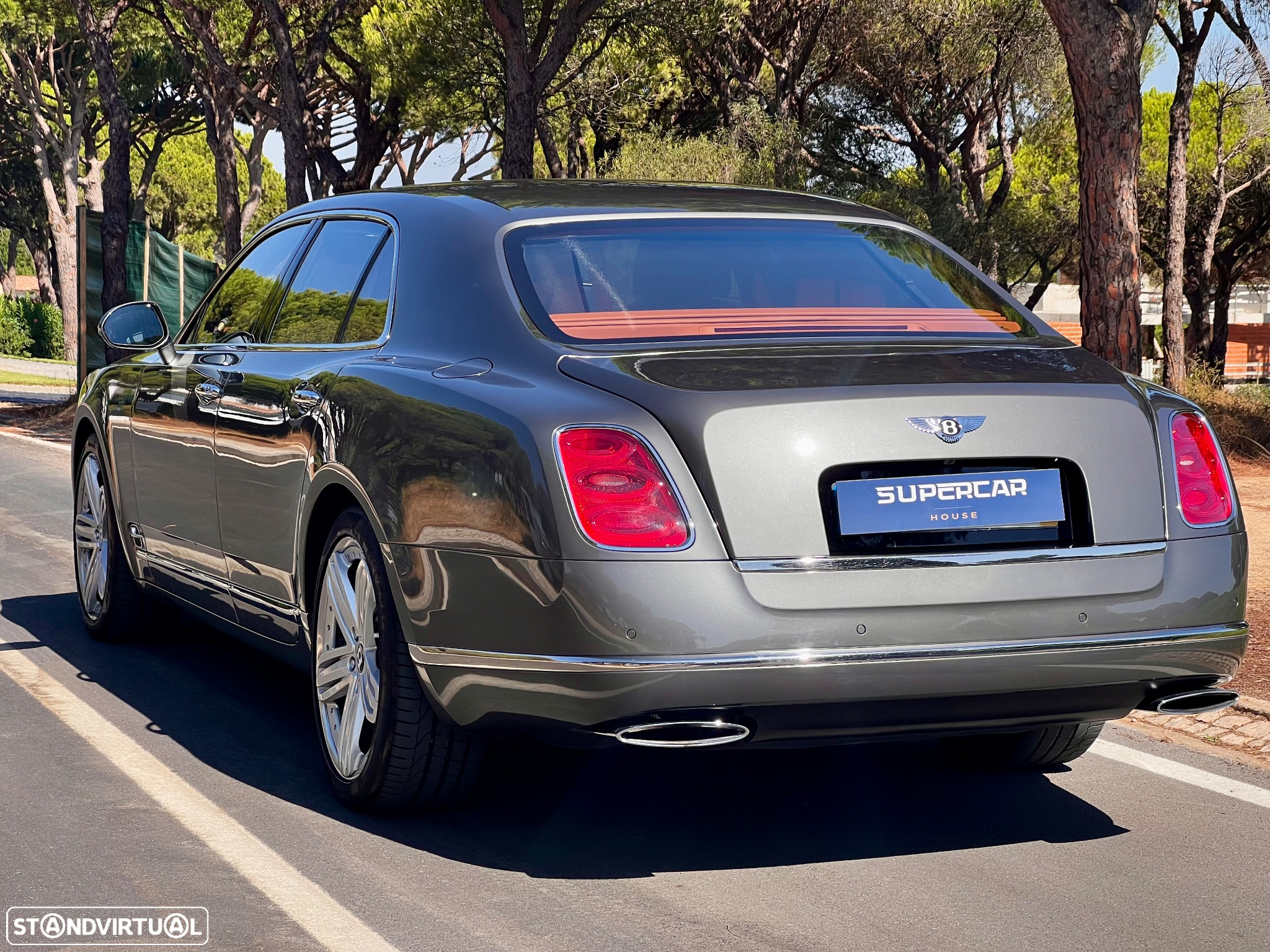 Bentley Mulsanne Standard - 42