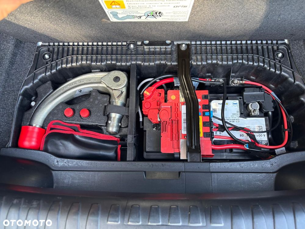BMW Seria 1 120d DPF - 4