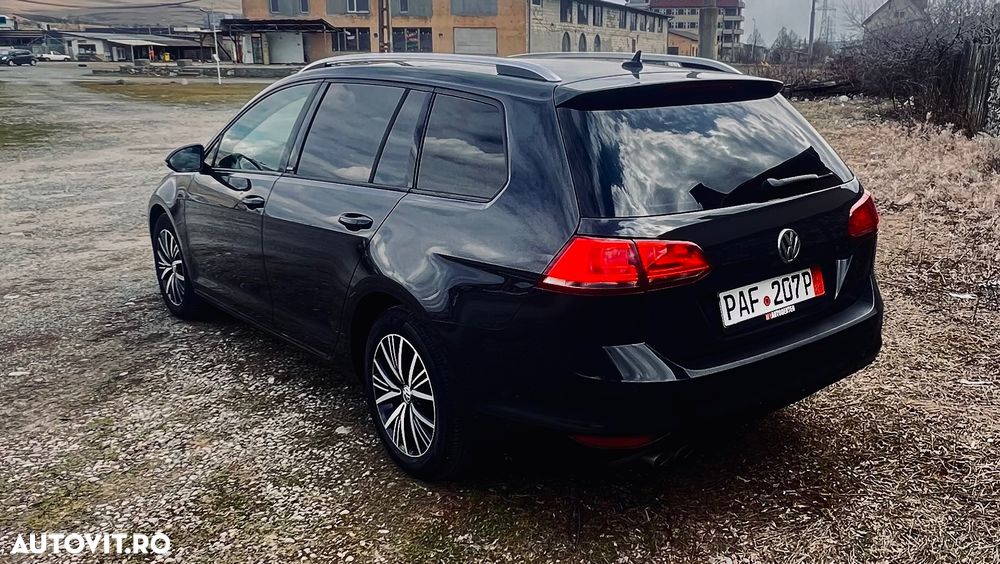 Volkswagen Golf 2.0 TDI BlueMotion Technology Allstar - 4