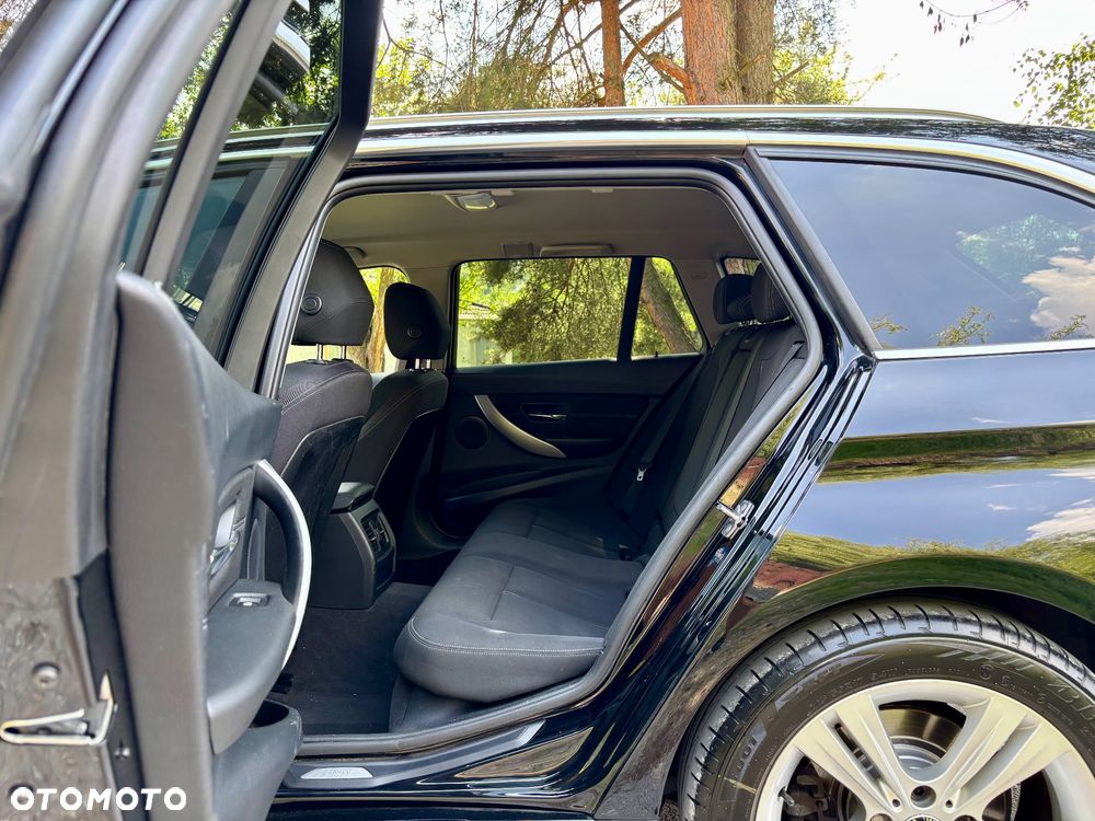 BMW Seria 3 316i Modern Line - 23