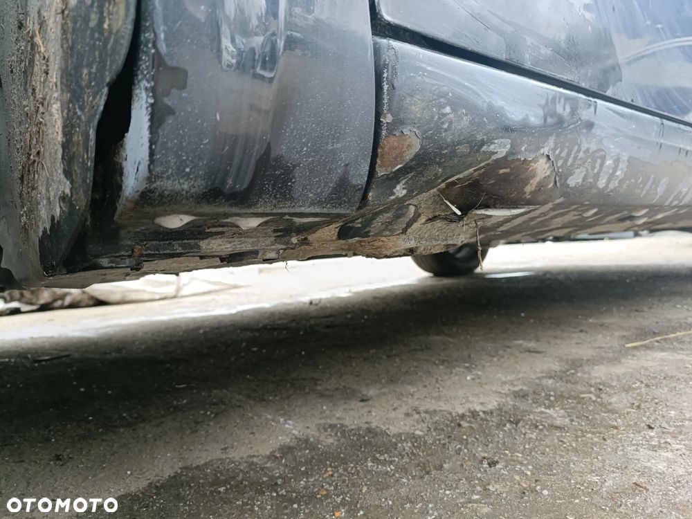 RENAULT MEGANE II 02-09 2003 r. 5D HB NV676 błotnik lewy przód LP * - 3