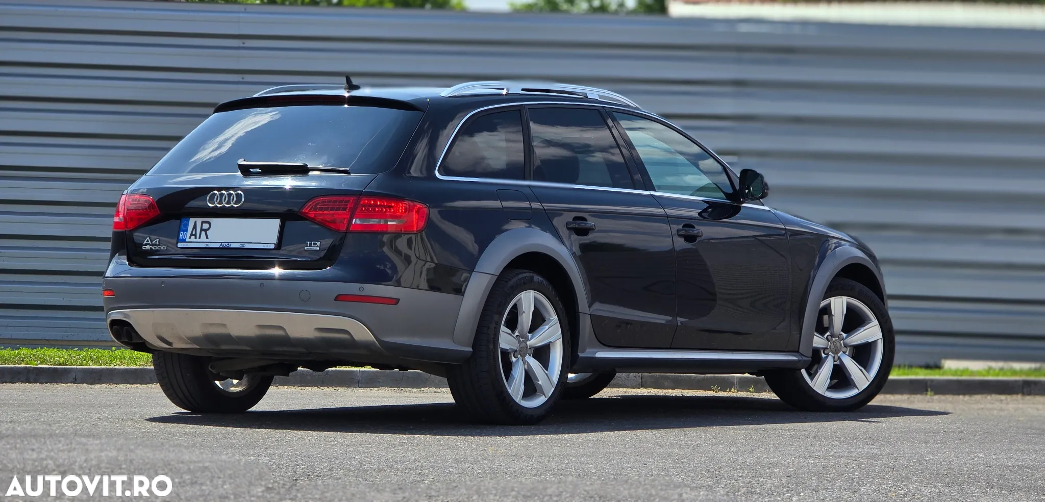 Audi A4 Allroad 2.0 TDI Quattro - 3