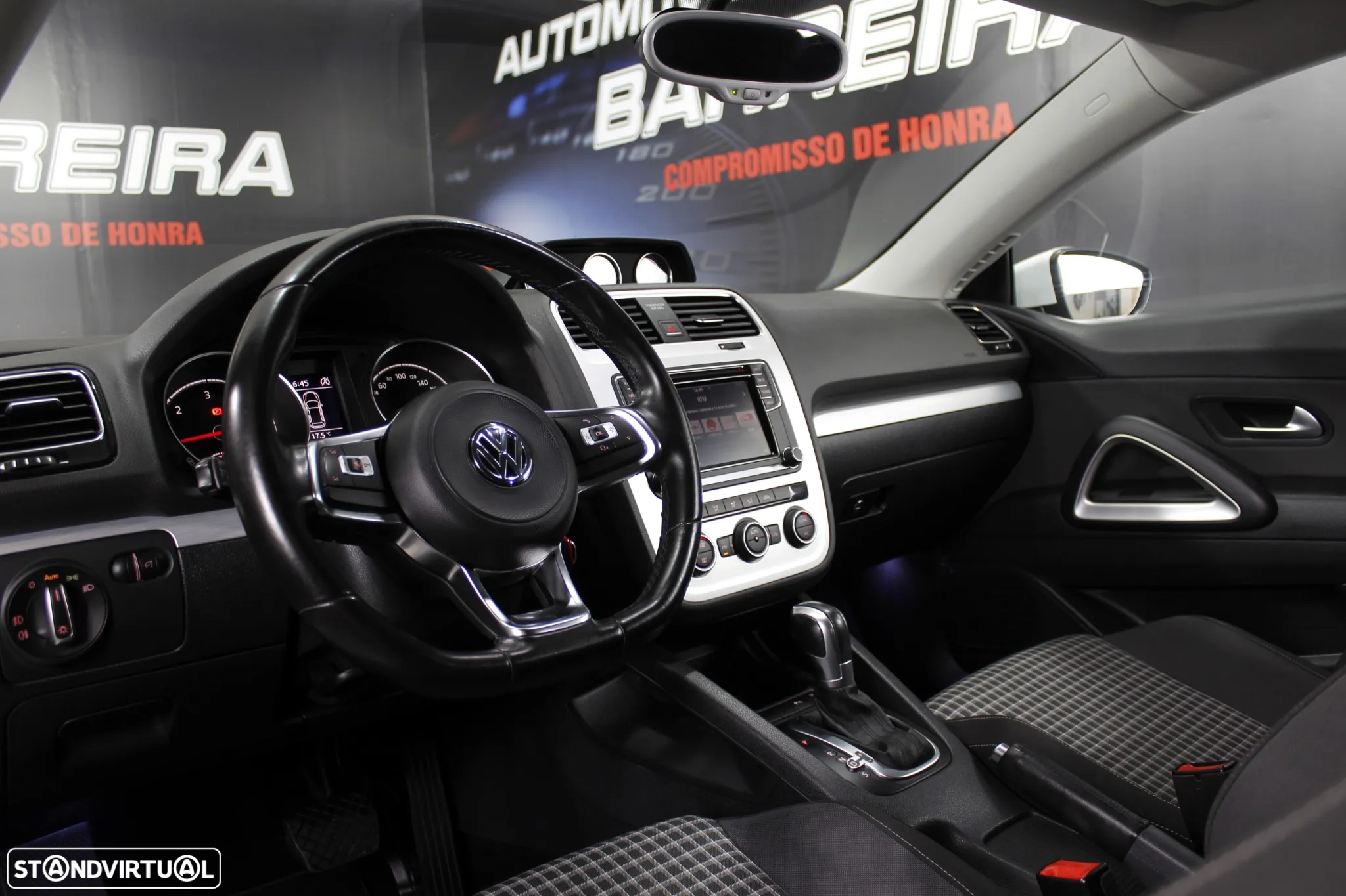 VW Scirocco 2.0 TDI Sport DSG - 19
