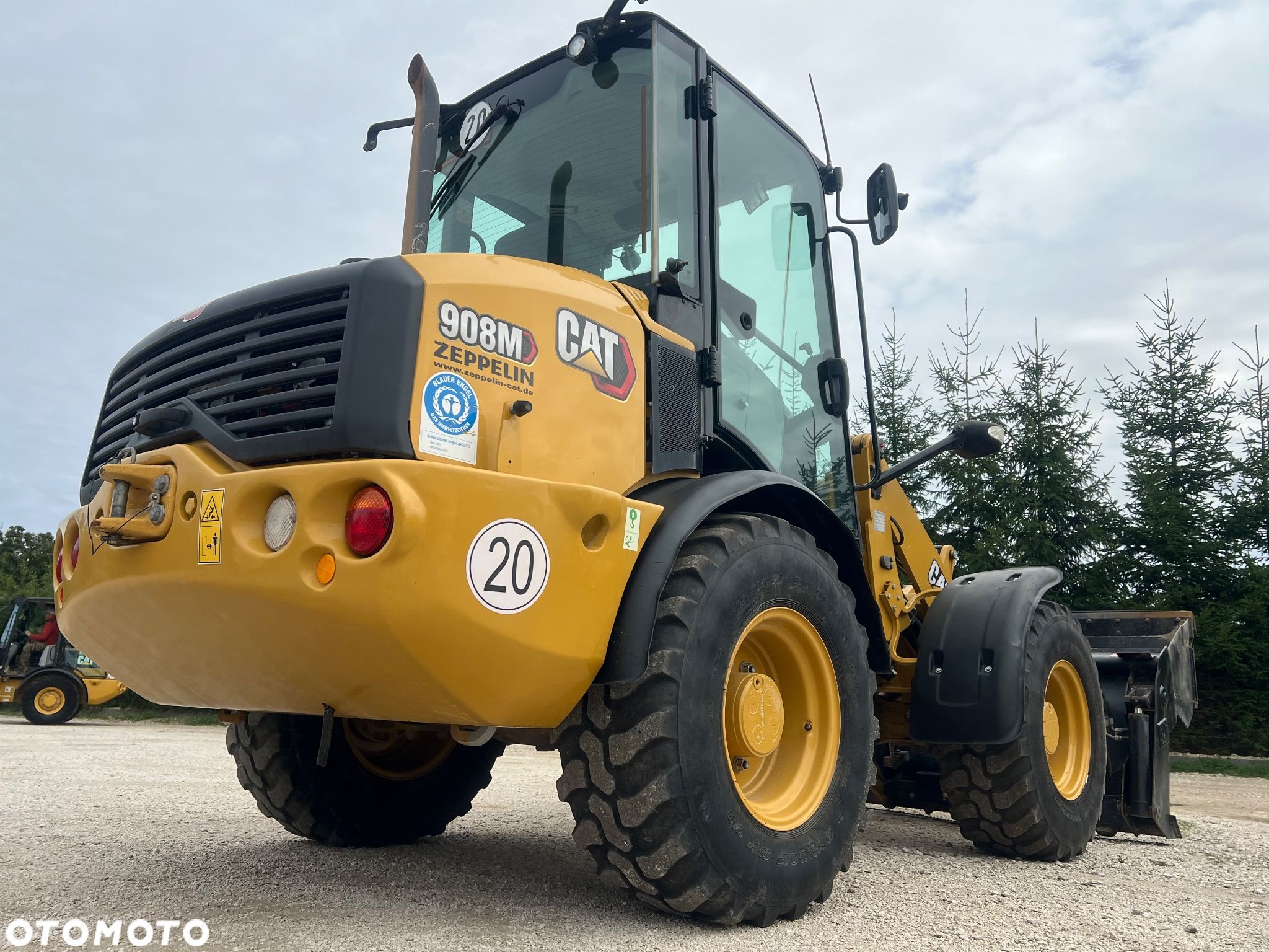 Caterpillar ŁADOWARKA CAT 908M 21r łyżka szczęka widły krokodyl 906 907 H przegubowa łamana Catepillar - 1