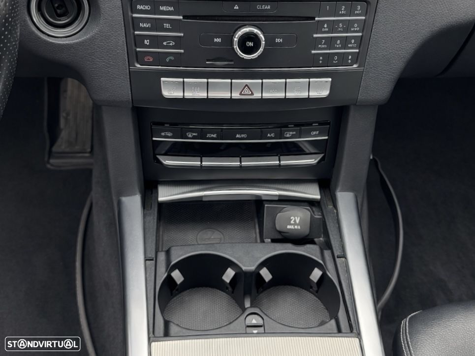 Mercedes-Benz E 220 - 30