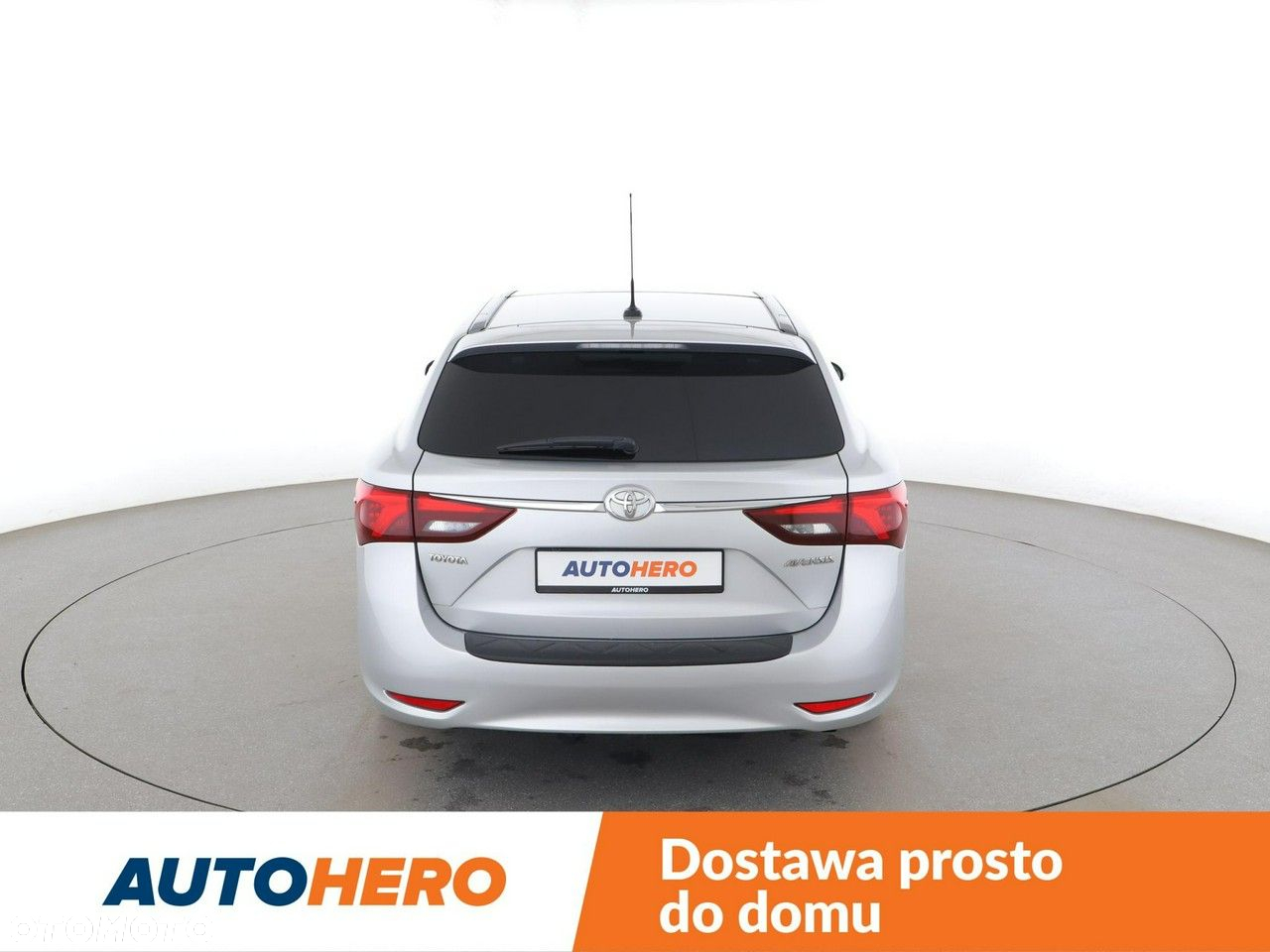 Toyota Avensis Combi 1.8 Multidrive S Executive - 6