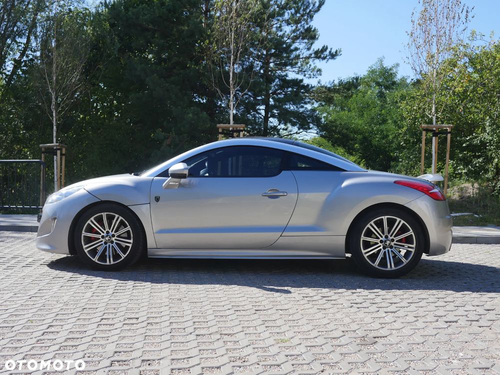 Peugeot RCZ - 2
