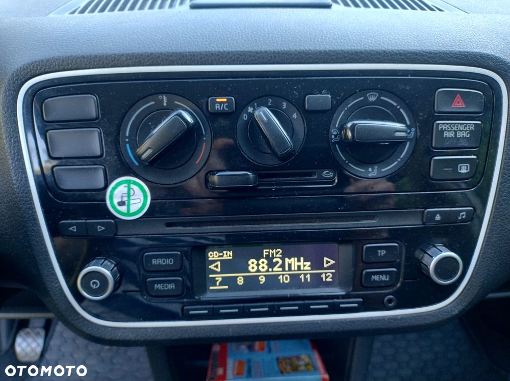 Volkswagen up! - 18