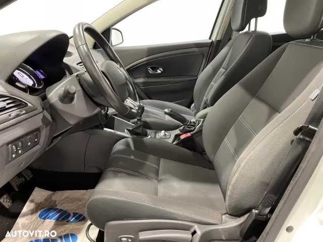 Renault Megane dCi 110 FAP LIMITED - 5