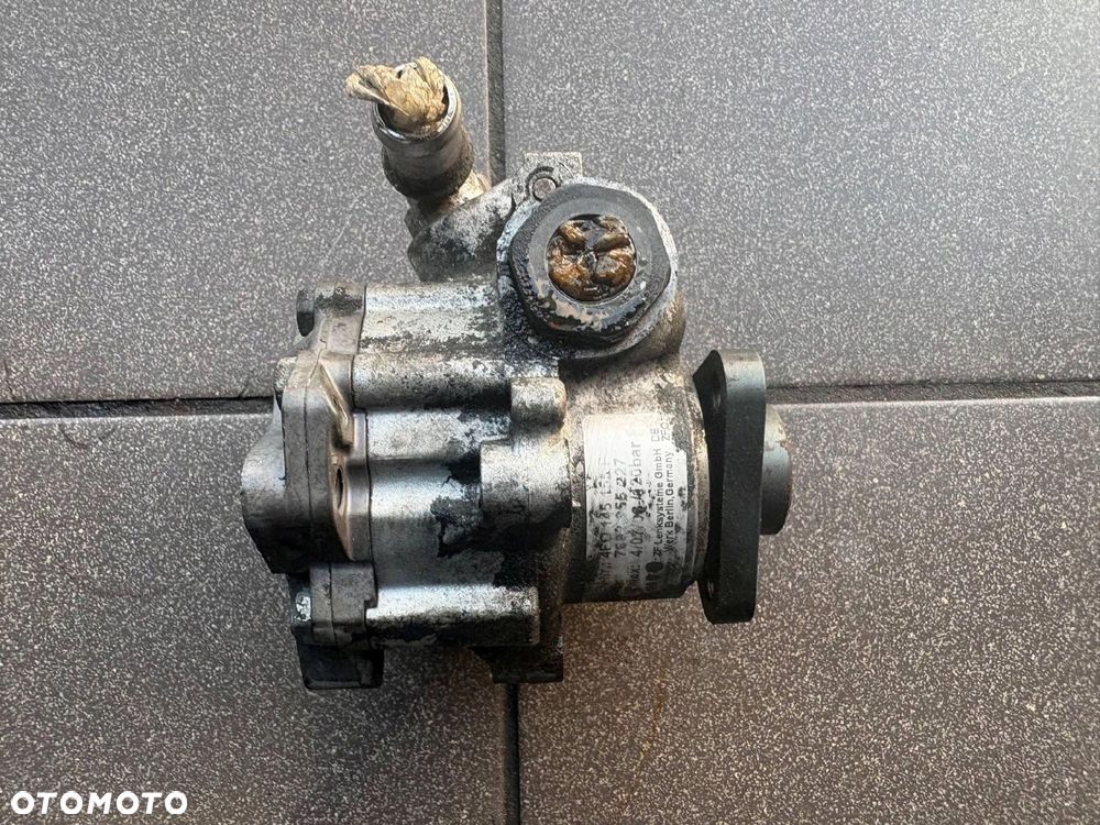 POMPA WSPOMAGANIA 2.0 TDI VW AUDI SKODA 4F0145155P - 1