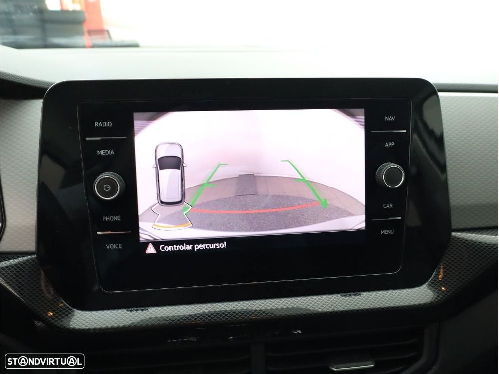 VW T-Cross 1.0 TSI Life DSG - 23