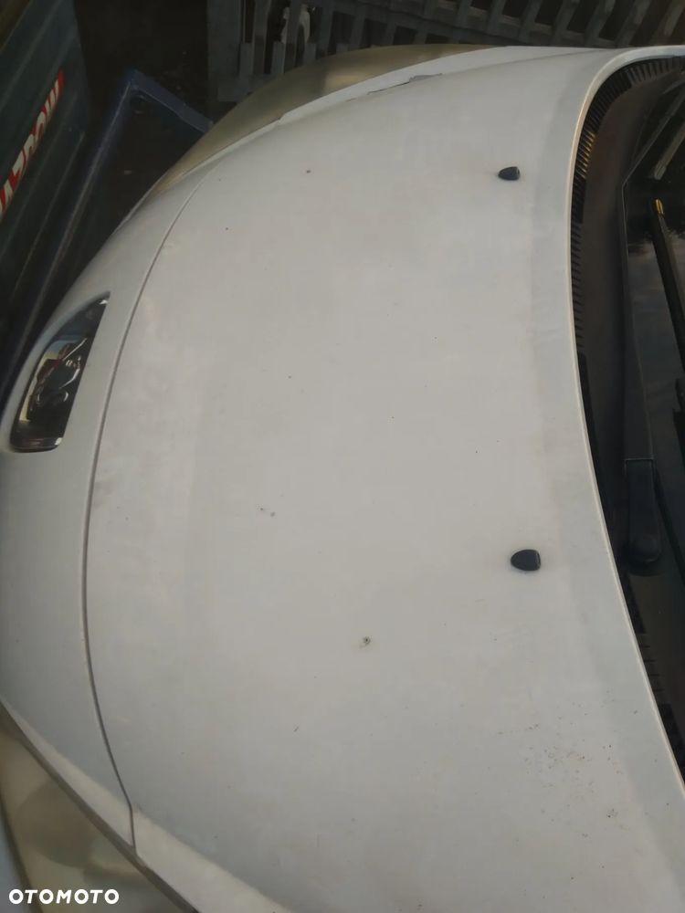 Peugeot 207 maska