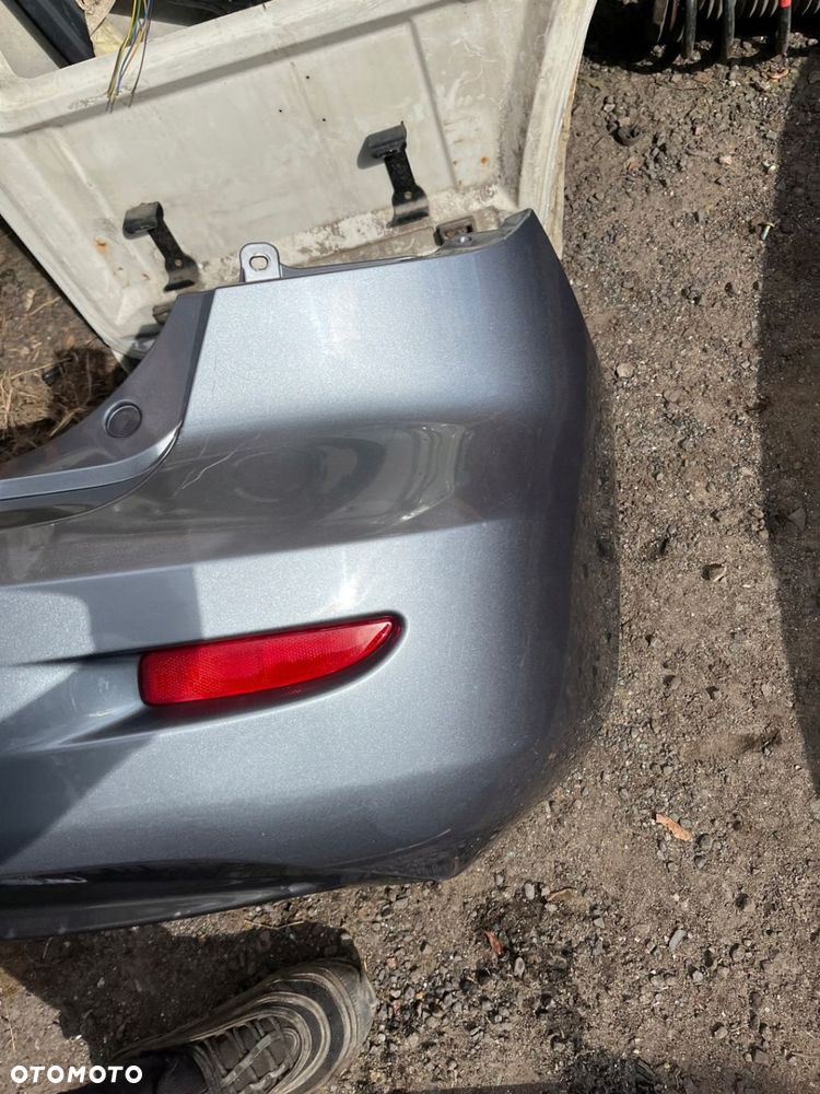mazda 3 zderzak tył tylny lift - 8