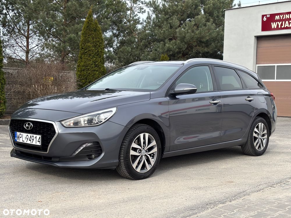 Hyundai i30 blue Kombi 1.4 Classic Navigation - 1