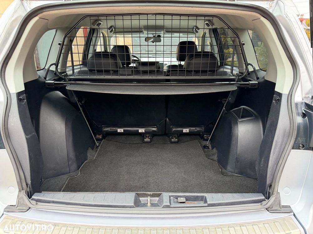 Mitsubishi Outlander - 14