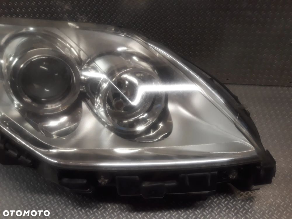 LAMPA PRAWY PRZÓD RENAULT LAGUNA III VALEO  260100033R - 3