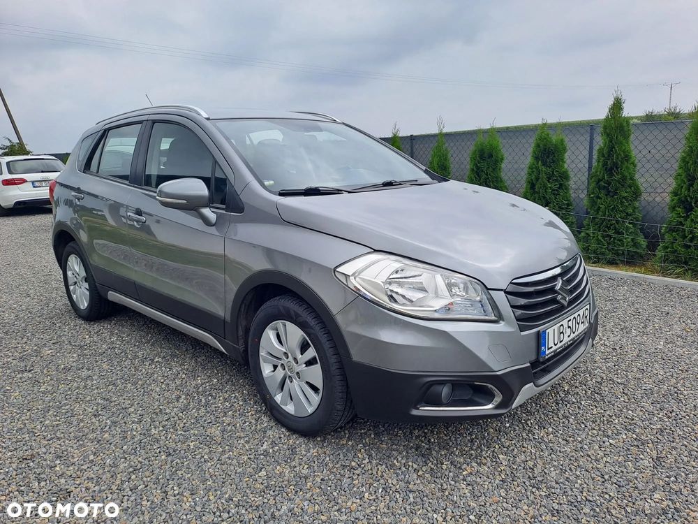 Suzuki SX4 S-Cross 1.6 Premium 4WD - 1